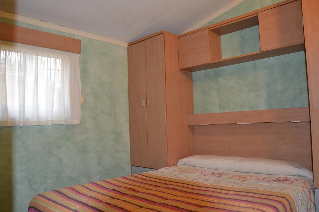 Camping Fuentes Blancas Burgo Exteriér fotografie