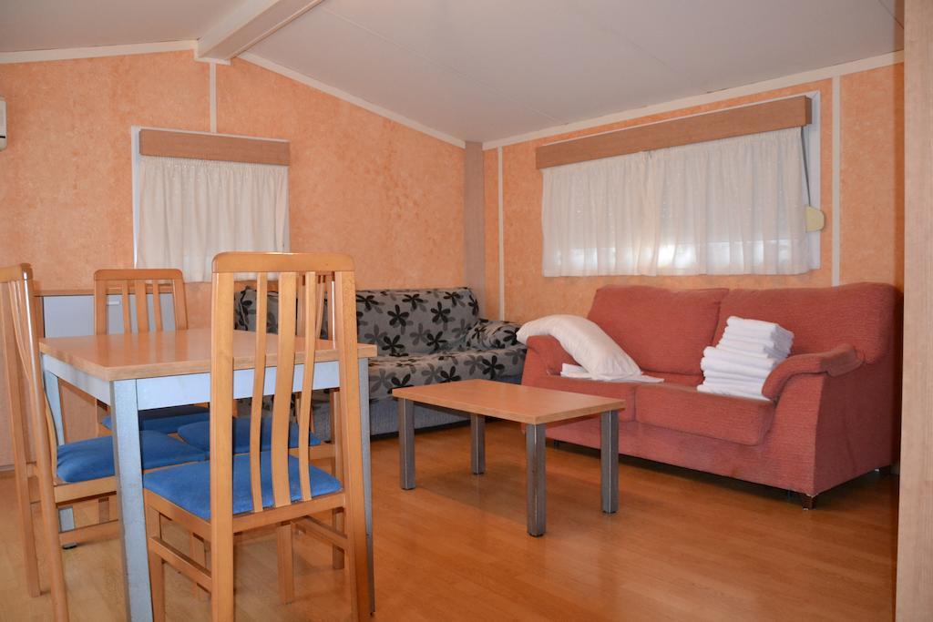 Camping Fuentes Blancas Burgo Exteriér fotografie